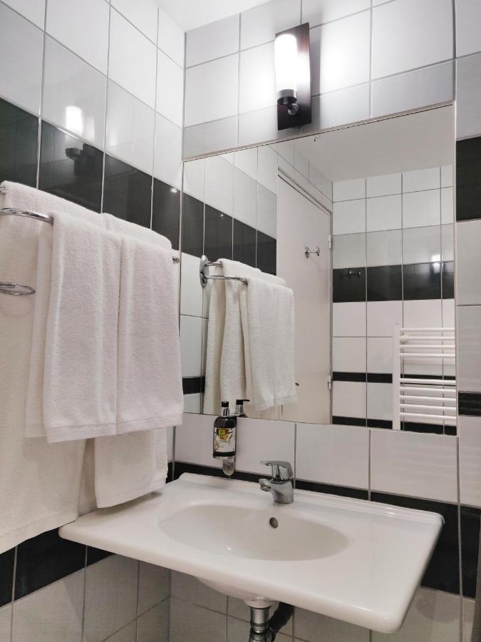 סוז'ון Logis Hotel Le Richelieu - Royan Atlantique מראה חיצוני תמונה