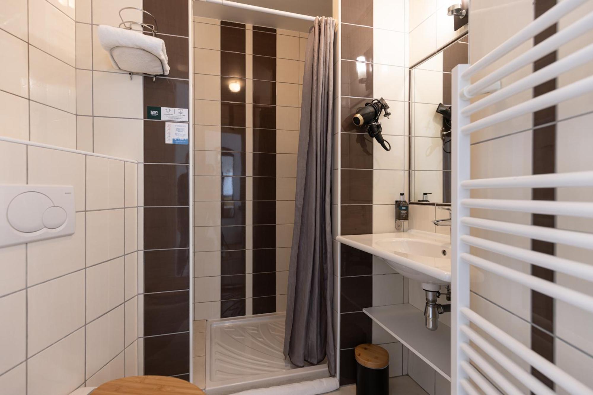 סוז'ון Logis Hotel Le Richelieu - Royan Atlantique מראה חיצוני תמונה